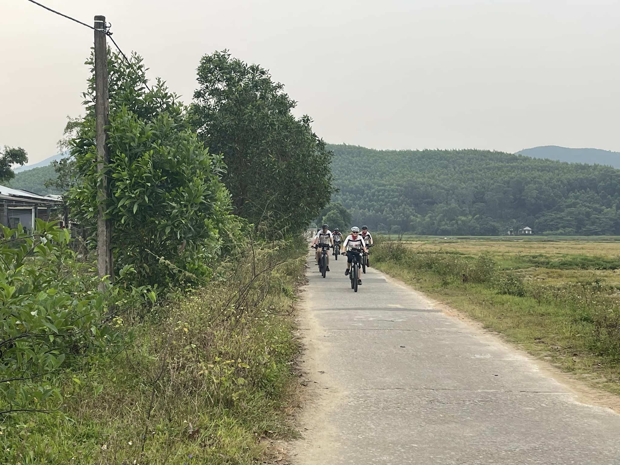 Mai Chau Bicycle Trip 4 Days